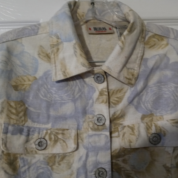 🧥VINTAGE BILL BLASS FLORAL DENIM JACKET SMALL WOMEN ,GIFT. 🎁 💝 - Picture 2 of 13